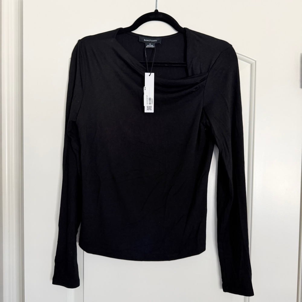 NWT Sanctuary Women’s Black Asymmetrical Long Sleeve Top - size medium